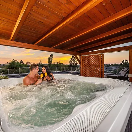 Отель Aura Design & Garden Pool