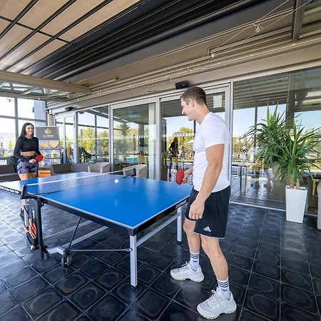 Отель Aura Design & Garden Pool