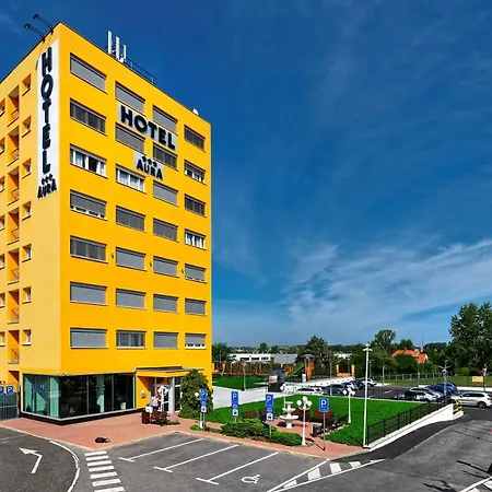 Отель Aura Design & Garden Pool 3*