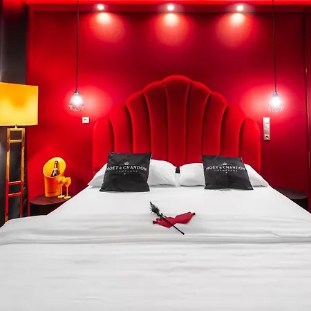 Hotel Aura Design & Garden Pool Praga