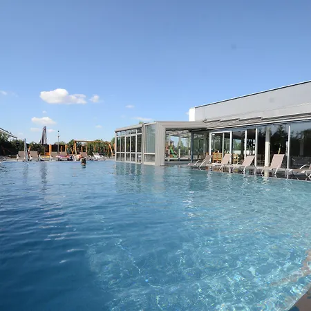 Aura Design & Garden Pool ホテル