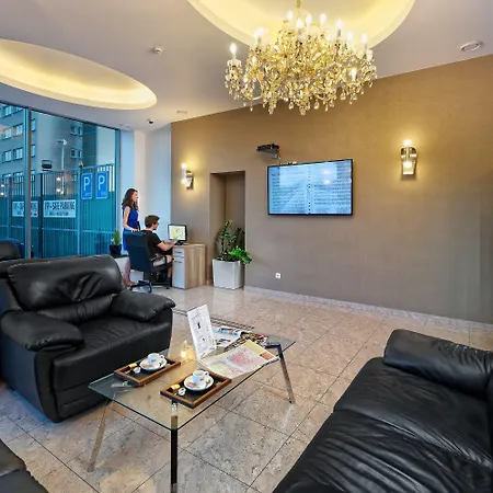 Otel Aura Design & Garden Pool 3*