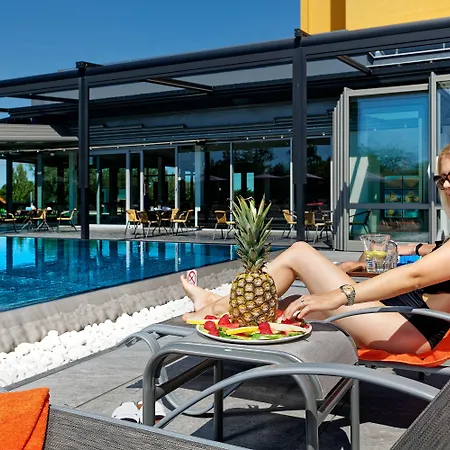 ホテル Aura Design & Garden Pool プラハ