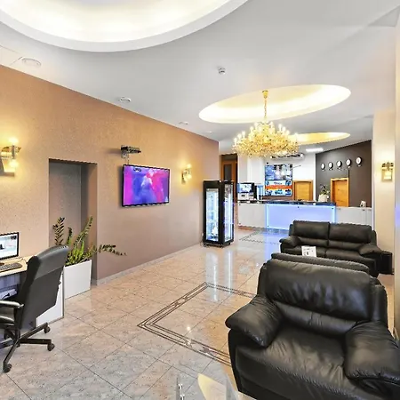 Aura Design & Garden Pool 3* Prag