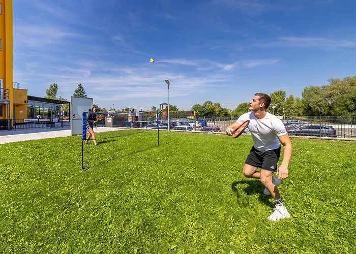 Aura Design & Garden Pool 3* Prag