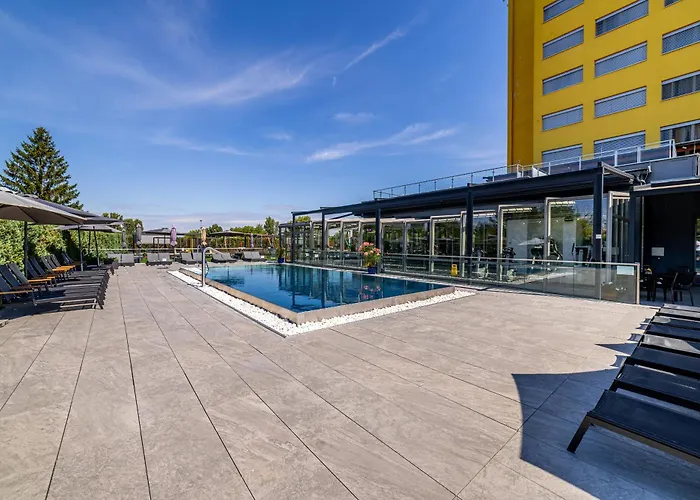 Aura Design & Garden Pool 3*