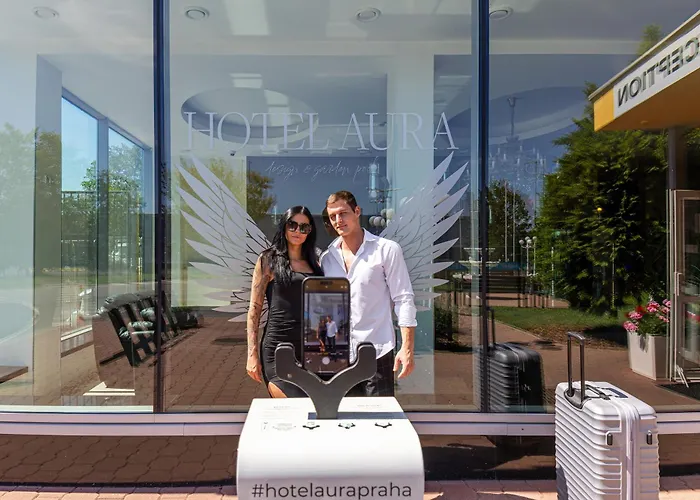 Aura Design & Garden Pool براغ
