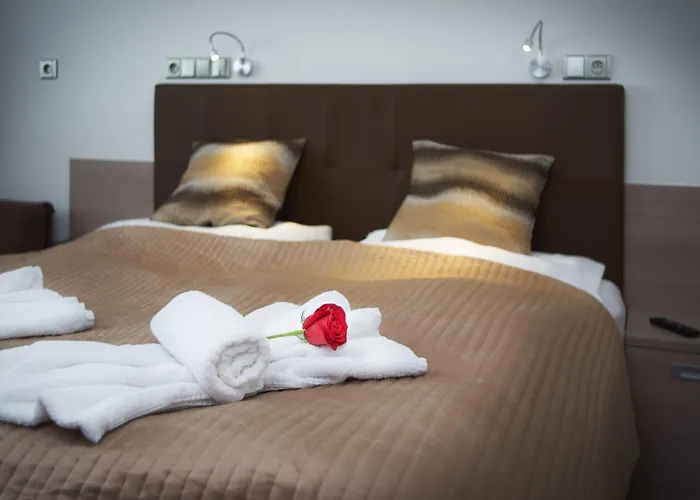 Aura Design & Garden Pool