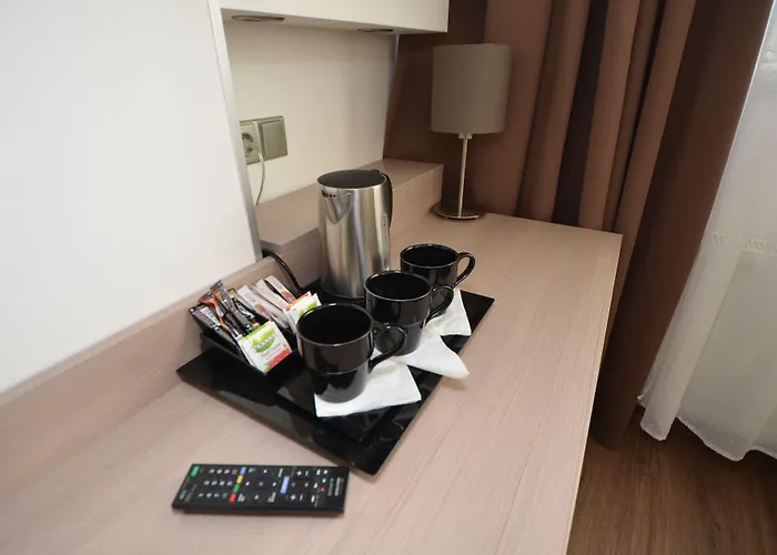 Aura Design & Garden Pool