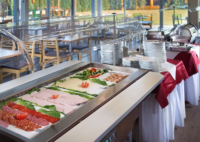 Aura Design & Garden Pool Prag