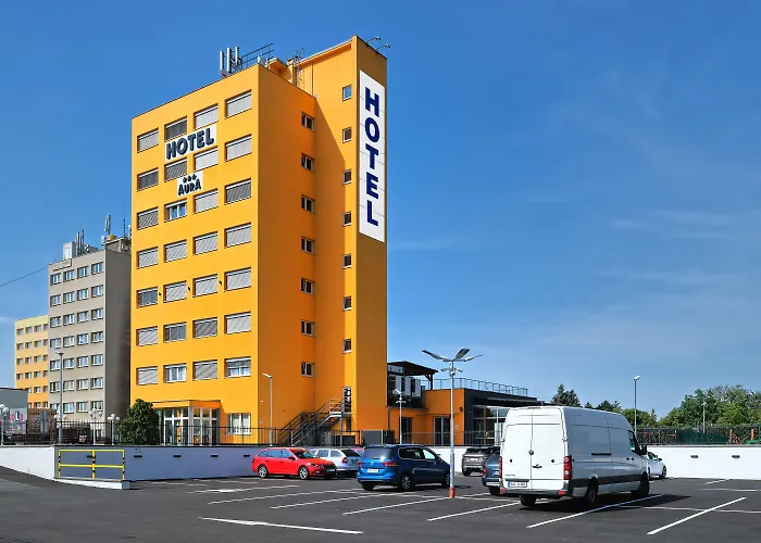 Aura Design & Garden Pool 3* Prag