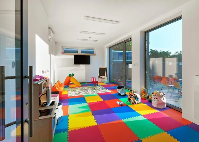 Aura Design & Garden Pool Hotel 3*