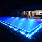 فندق Aura Design & Garden Pool