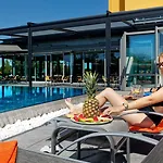فندق Aura Design & Garden Pool براغ