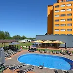 Aura Design & Garden Pool 3*