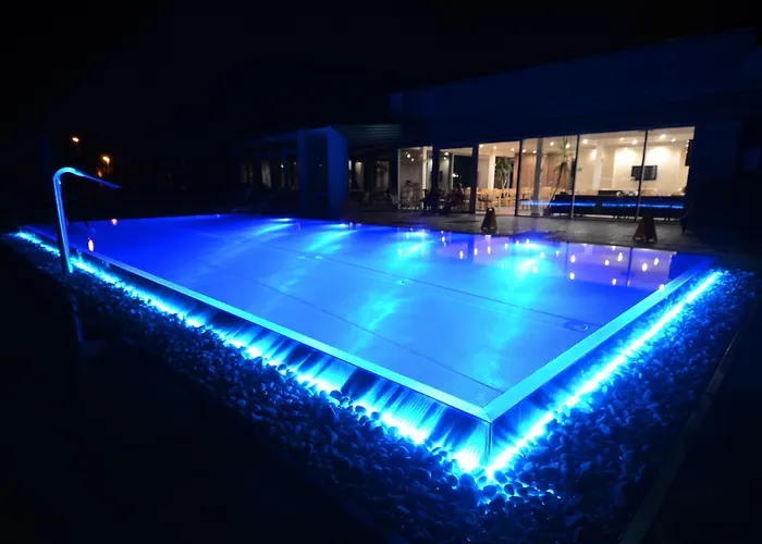 Szálloda Aura Design & Garden Pool
