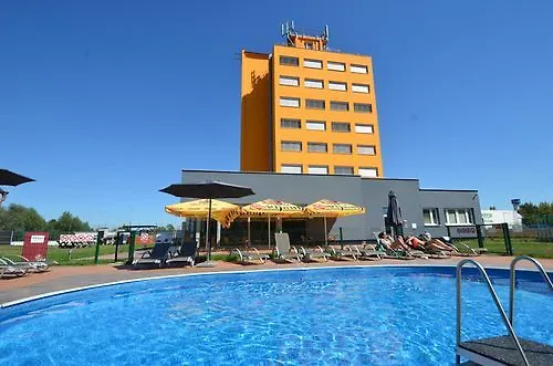 Szálloda Aura Design & Garden Pool 3*